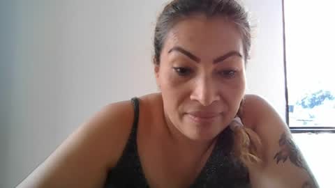 layla_astrum online show from May 7, 2:57 pm