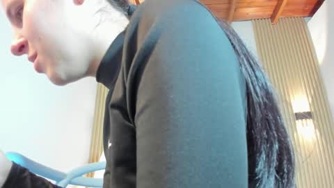 LaylaEmber online show from February 6, 11:35 am