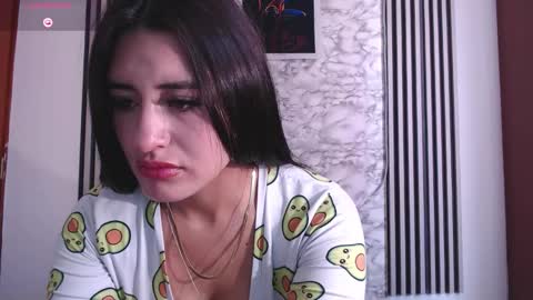 LAYLA online show from October 15, 2:51 pm