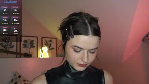 Pansy online show from November 12, 5:37 pm