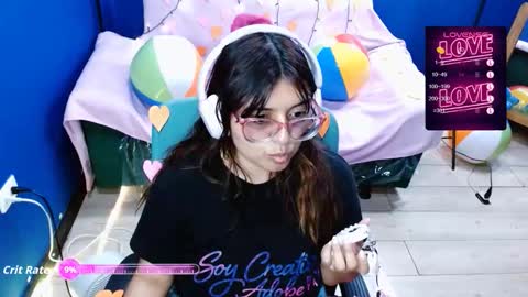 lcherryblossoml online show from September 22, 11:42 pm