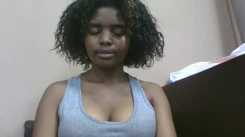 lea96546 online show from March 28, 10:49 am