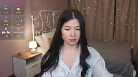 lea_apple online show from June 17, 12:26 am