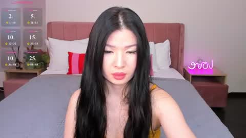 lea_apple online show from June 20, 12:17 am