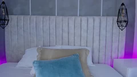    online show from February 18, 6:41 pm