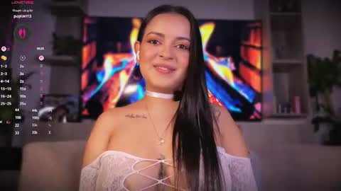 L E A   online show from July 14, 6:24 pm