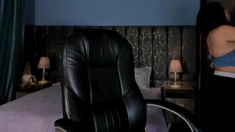 Lea Velle online show from May 29, 1:36 am