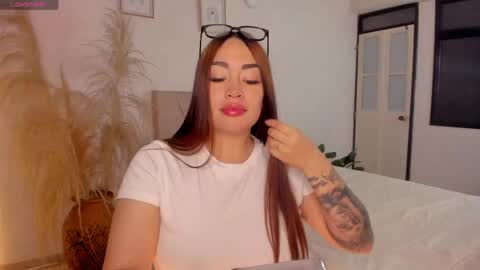 Leah online show from June 2, 12:45 am