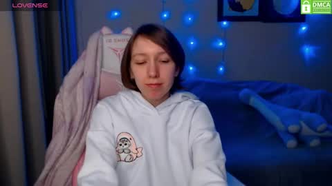 Snapshot of leah__gotty chatting on December 29, 3:03 pm Leah  Gotty online show from December 29, 3:03 pm