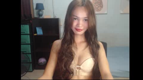 leah_fucker online show from September 25, 10:06 pm