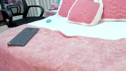 Leah Fontana online show from January 30, 5:28 pm