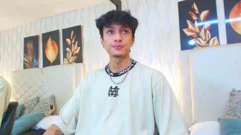 Lean online show from November 10, 9:39 pm