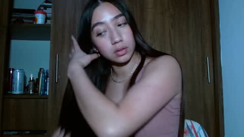 Snapshot of leanaalhub chatting on December 20, 4:20 am leanaalhub online show from December 20, 4:20 am