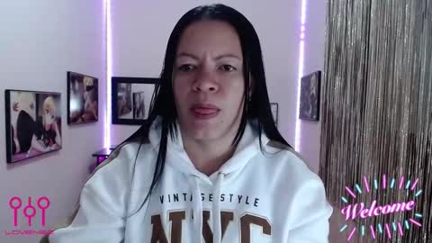 Leandra online show from September 30, 12:59 pm