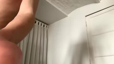 TwinkChill online show from March 7, 1:44 pm