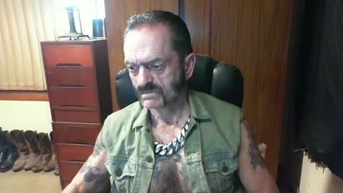 leathergreaser online show from February 21, 6:59 pm