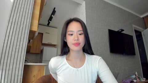 lee_chang online show from January 18, 6:06 pm