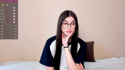 Leila online show from April 9, 12:44 pm