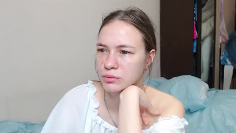 leila_bambi_ online show from February 10, 2:26 pm