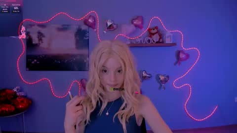 leila_viper_ online show from February 23, 8:44 pm