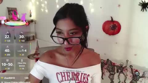 leilaebony_ online show from October 7, 4:25 pm