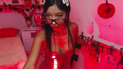 leilaebony_ online show from October 20, 2:33 pm