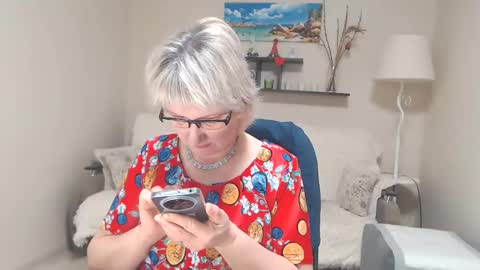 Leila Kinky online show from February 13, 4:11 am