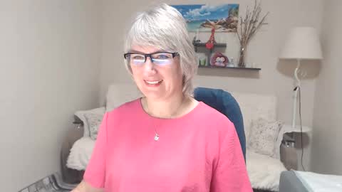 Leila Kinky online show from November 20, 4:00 am