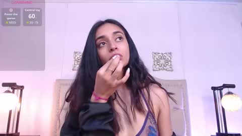 Snapshot of leilani_x chatting on October 17, 4:22 pm leilani_x online show from October 17, 4:22 pm