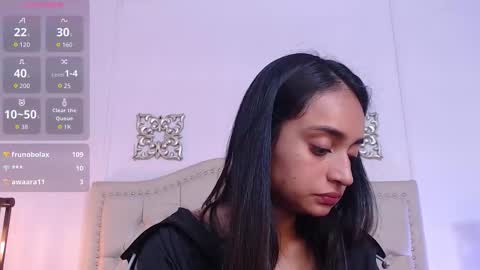 Snapshot of leilani_x chatting on October 18, 4:33 pm leilani_x online show from October 18, 4:33 pm