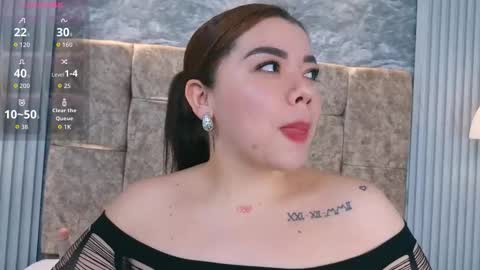 leilapons online show from March 26, 6:24 pm