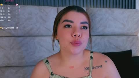 leilapons online show from April 19, 6:21 pm