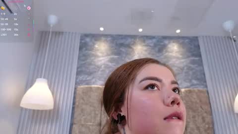 leilapons online show from February 8, 8:34 pm