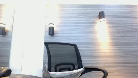 lelehott01 online show from June 20, 2:29 am