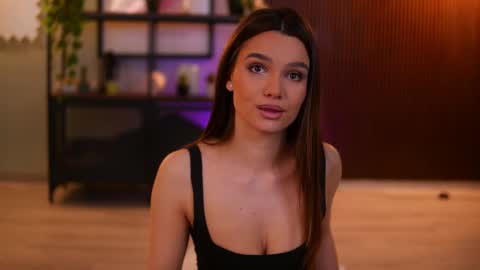 Lena Laurent online show from April 9, 9:37 am