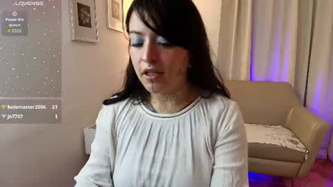 Lena LOOK MY AMAZON LIST ON MY BIO online show from July 9, 12:31 pm