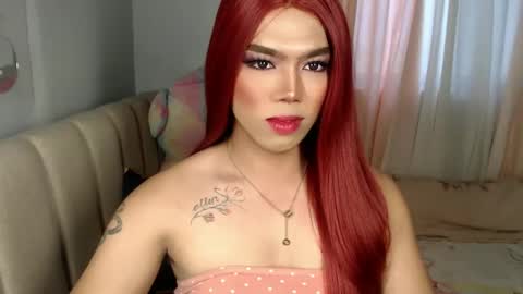 Snapshot of lenawet_0520 chatting on December 7, 6:15 am lena online show from December 7, 6:15 am