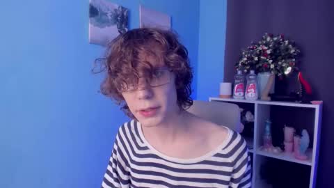 Leo online show from November 1, 8:52 pm