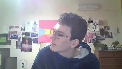 leo_cutie online show from February 17, 3:44 pm