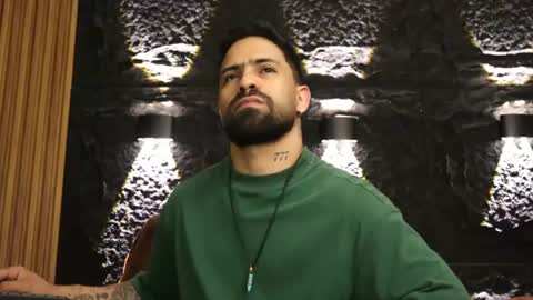 Leo  Diaz online show from July 25, 2:20 am