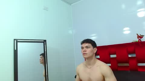 leo_morris online show from December 27, 4:10 pm