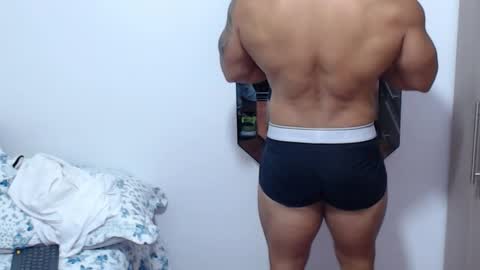 Leo online show from April 9, 2:26 am