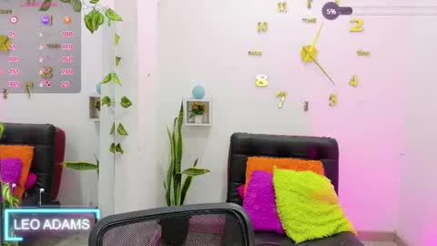 Leo online show from February 12, 4:55 pm