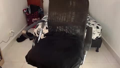 leo online show from February 4, 10:35 pm