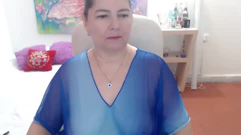 leonela   online show from March 21, 2:50 am