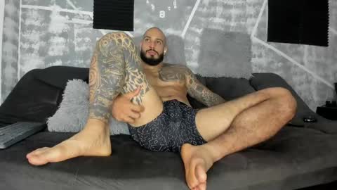 ANDRES online show from April 19, 1:28 am