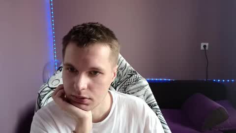 Leon online show from March 6, 6:52 am