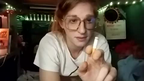 LesleyGumGrass- The Boring Trans girl online show from November 20, 1:04 am