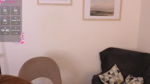 Snapshot of leslie__williams chatting on October 16, 6:29 pm Tracy online show from October 16, 6:29 pm