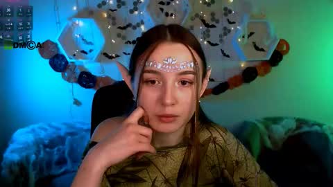 Snapshot of leslie_bird chatting on October 21, 10:53 am leslie_bird online show from October 21, 10:53 am